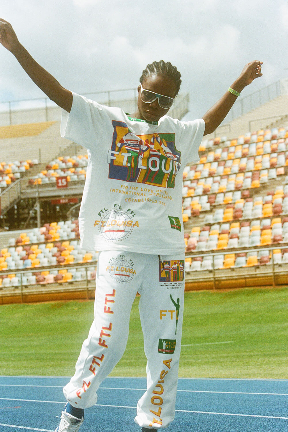 b567af30 170e 4ced aa4f 8b2df964584c